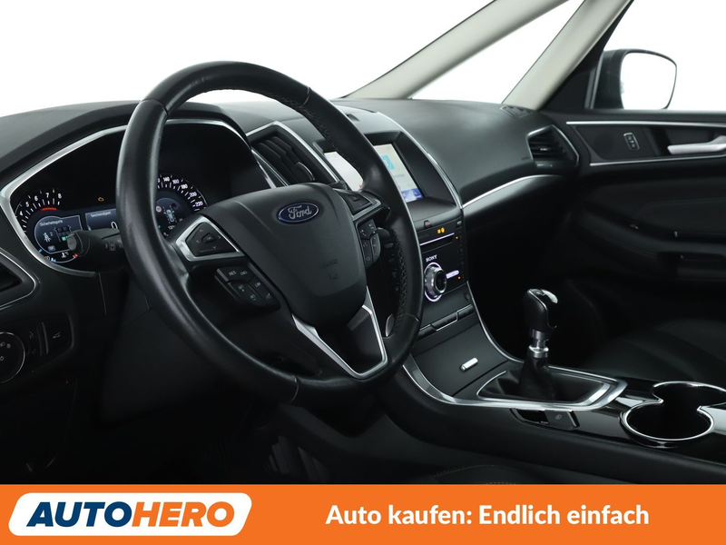 Ford S-Max 1.5 EcoBoost Titanium *NAV*TEMPO*CAM*PDC*SHZ*ALU* — photo 11