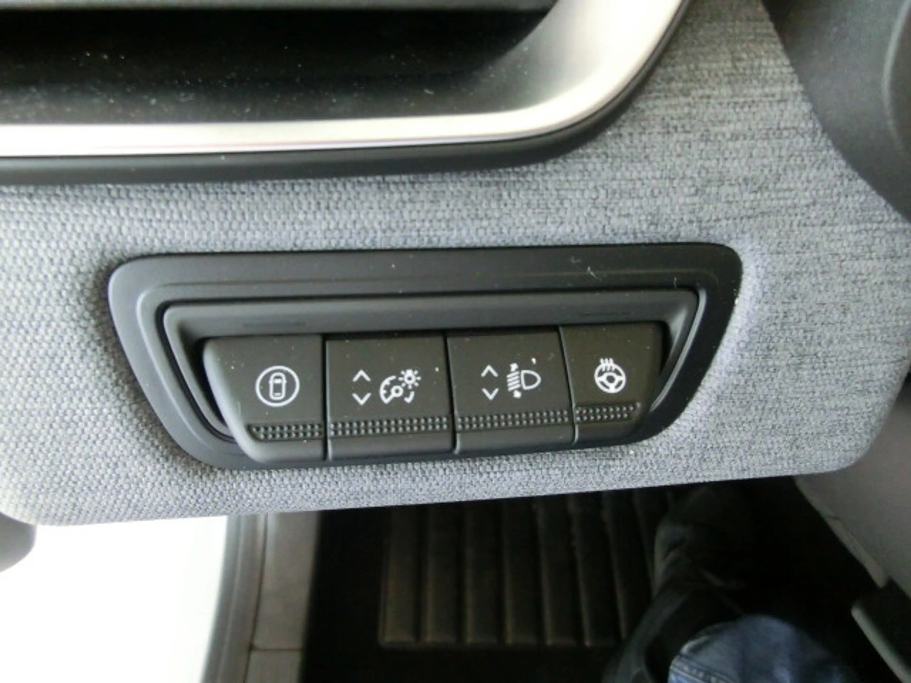 Mitsubishi Colt 1,0 MPI-T Invite — photo 15