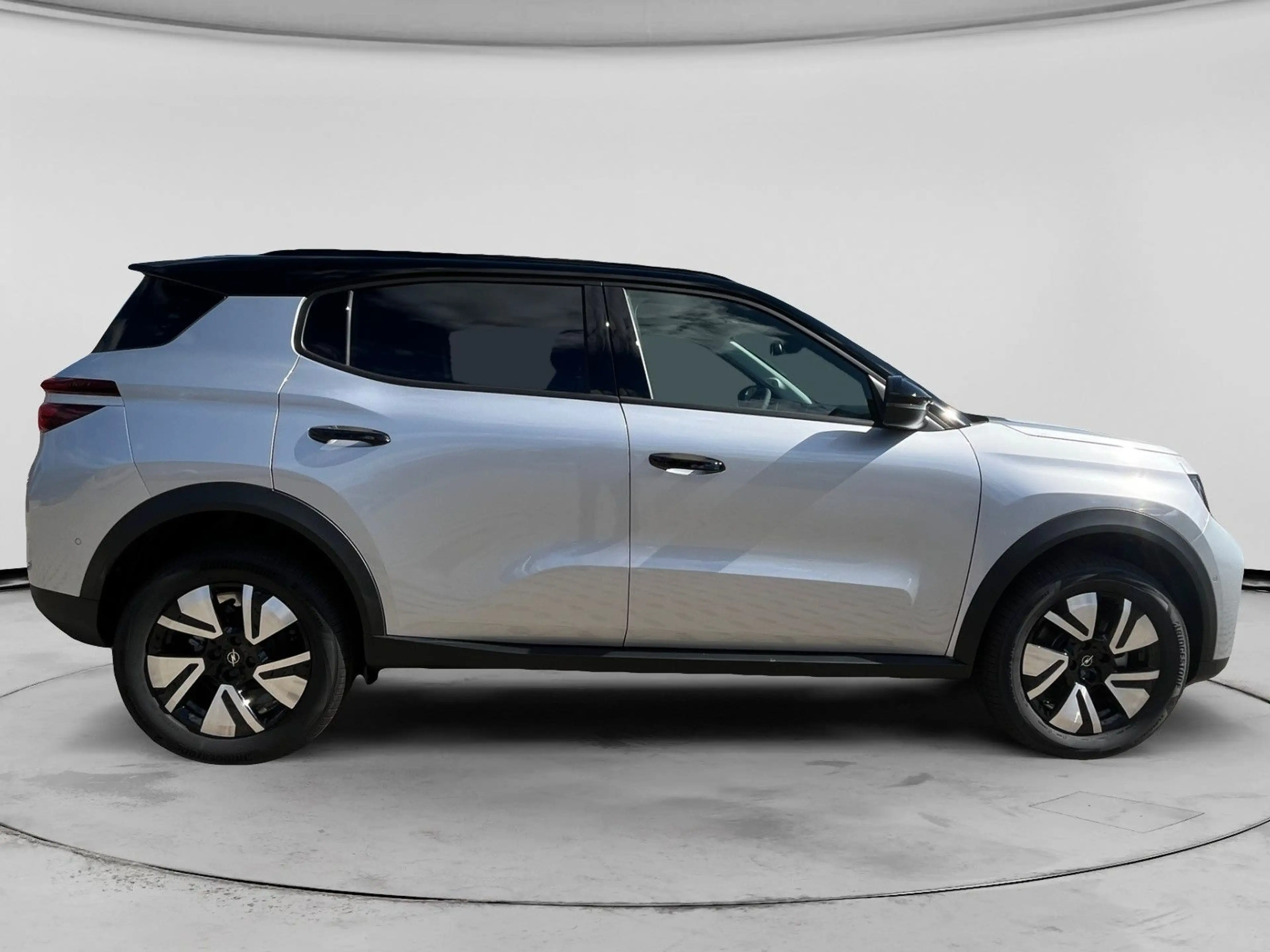 Opel Frontera Ultimate 1.2 107 kW LED/SHZ/NAVI — photo 6