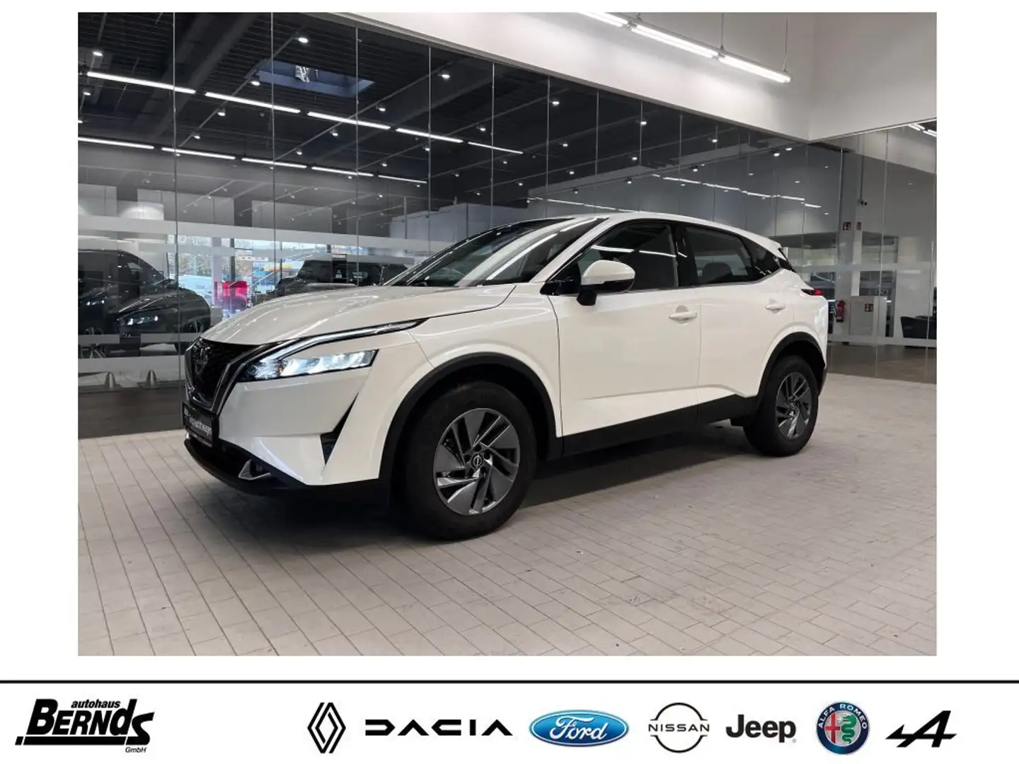 Nissan Qashqai 1.3 DIG-T MHEV Acenta KLIMA PDC NAVI WINTER-Pkt. Bílá - 1