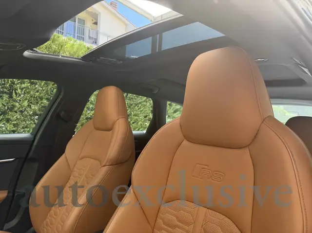 Audi RS6 view 10