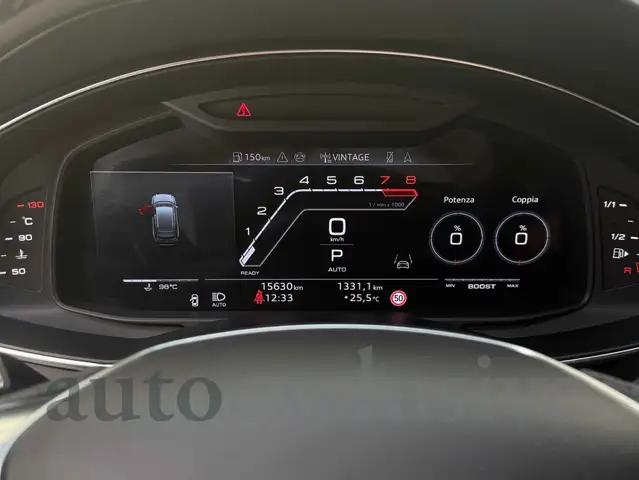 Audi RS6 view 9