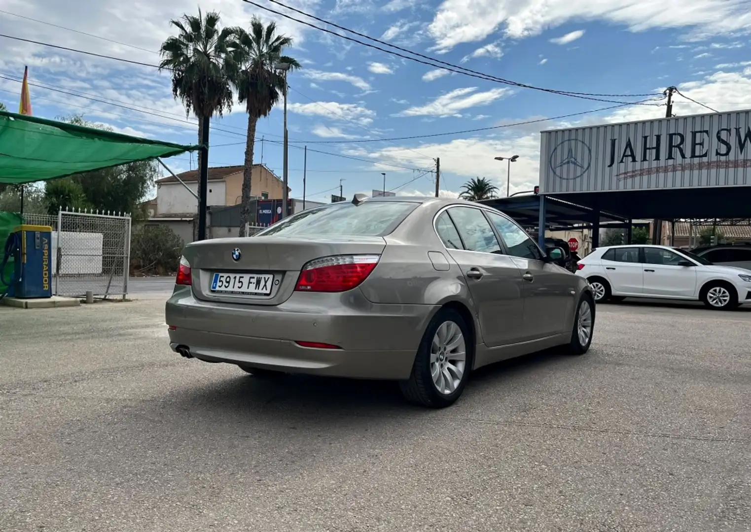 BMW 525 525d Aut. Beige - 2