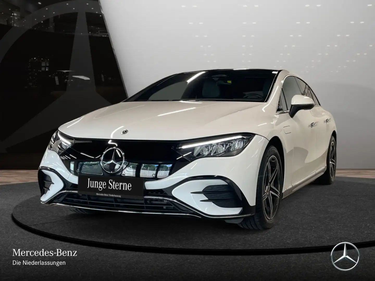 Mercedes-Benz EQE 350 4MATIC AMG Pano Navi Premium Distr. LED Белый - 2