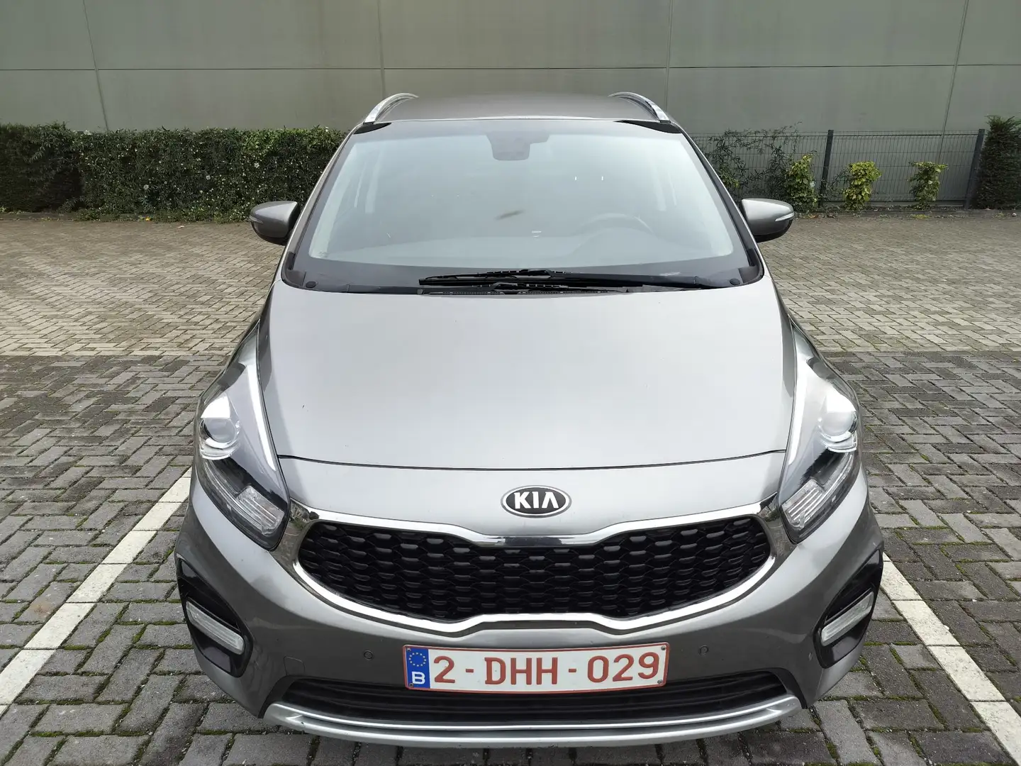 Kia Carens 1.7 CRDi Navi Edition ( lire la description) - 2
