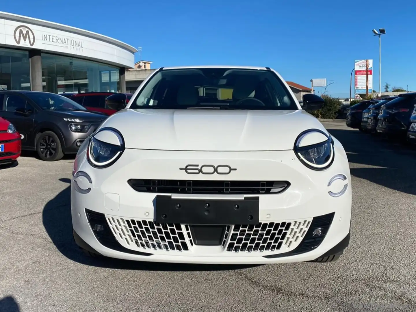 Fiat 600 Hybrid MHEV La Prima Weiß - 2