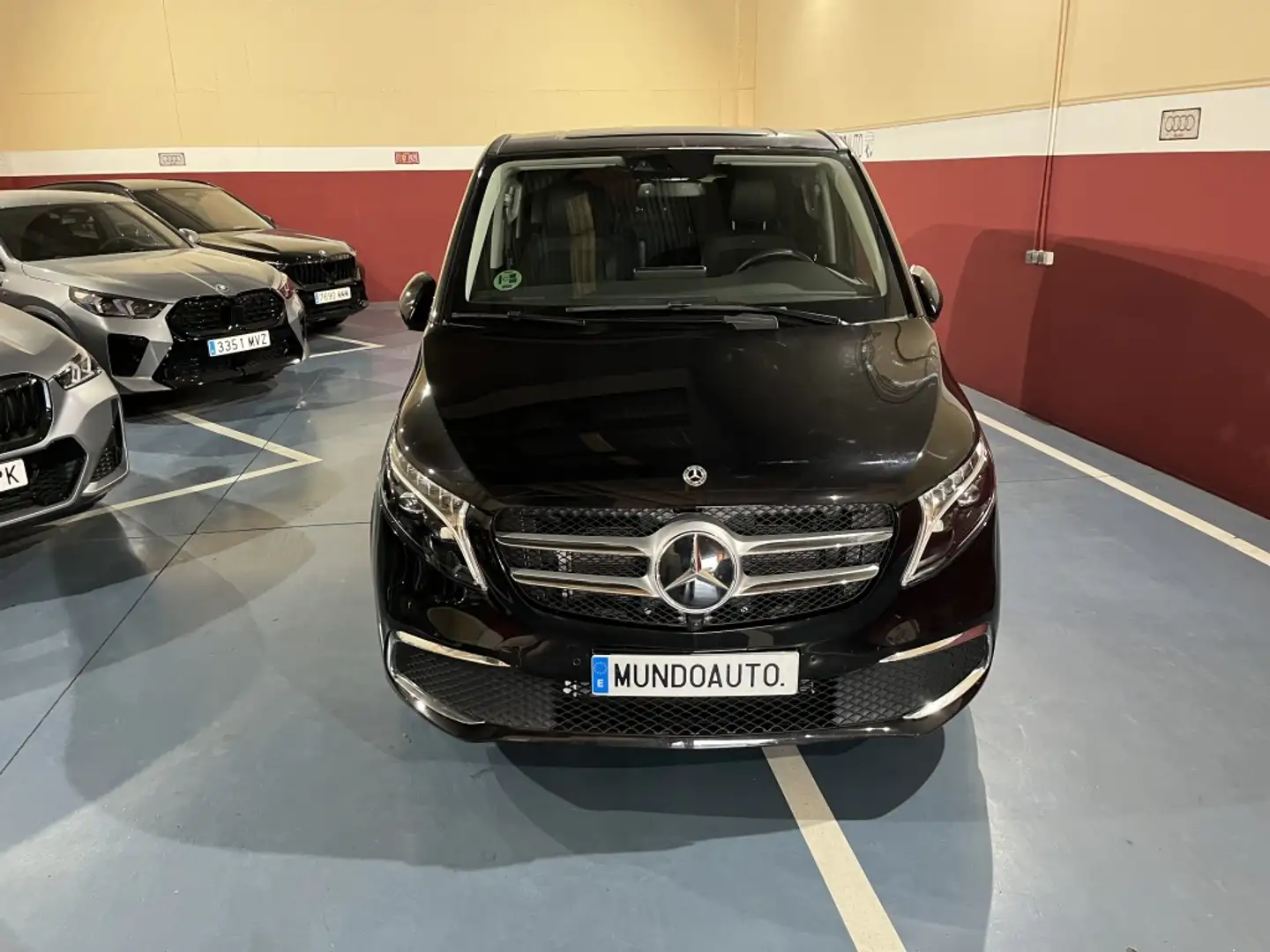 Mercedes-Benz V 220 220d Largo Avantgarde Negro - 2