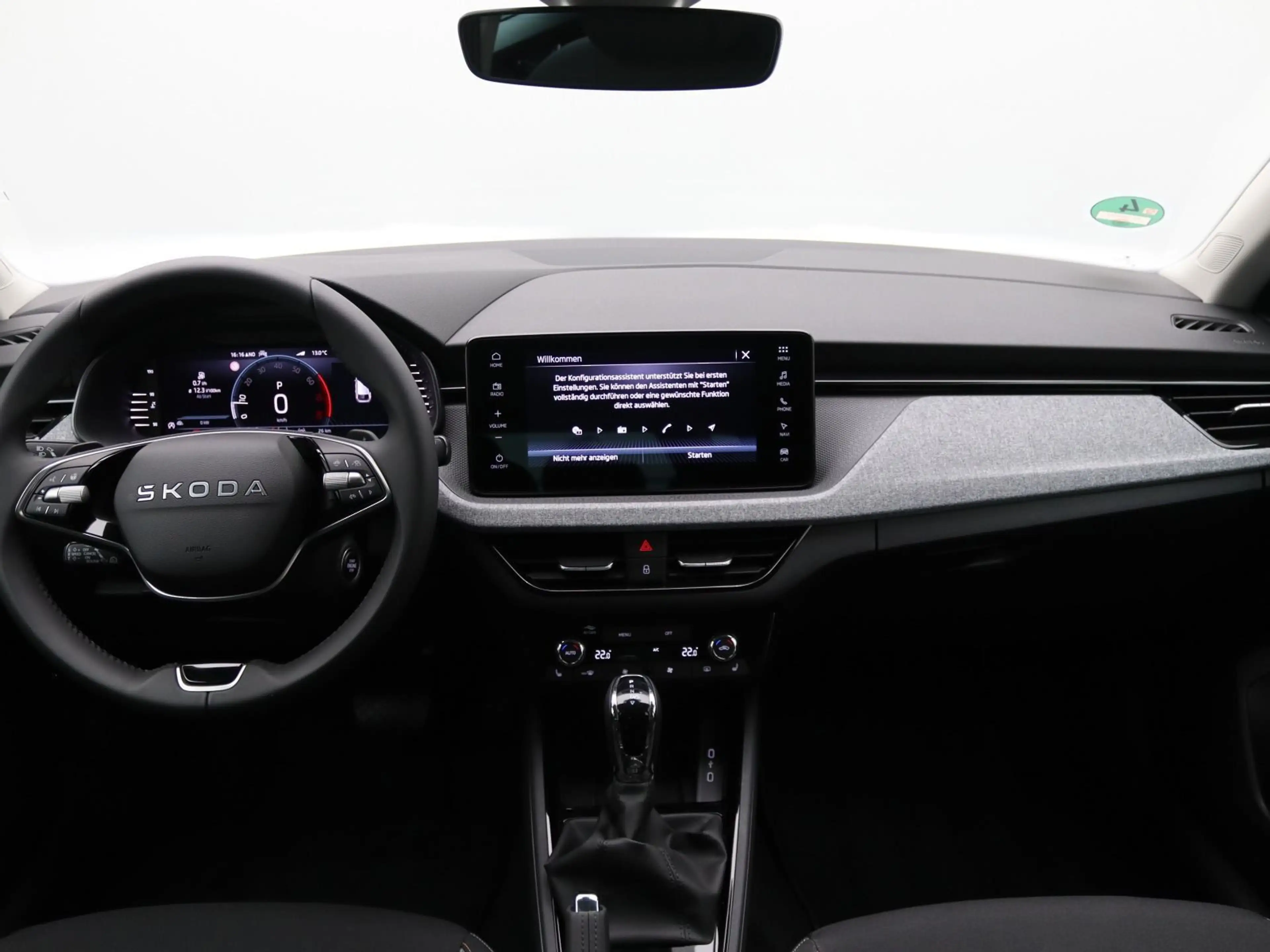 Skoda Scala Selection Black 1.5 TSI DSG / Matrix, RFK — photo 8