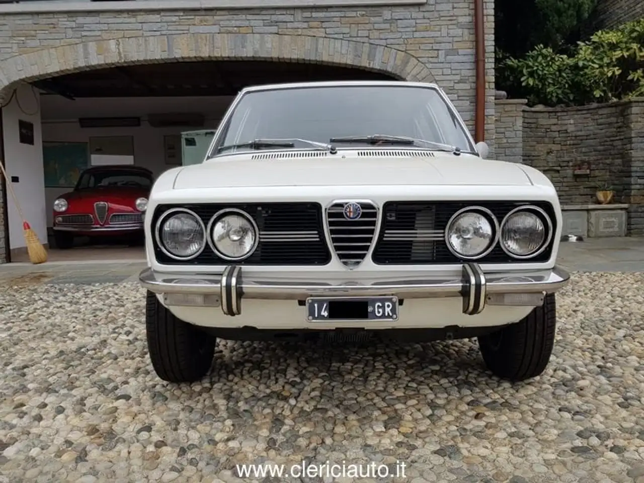 Alfa Romeo Alfetta 1.8 - Targa GR 14, foto 2
