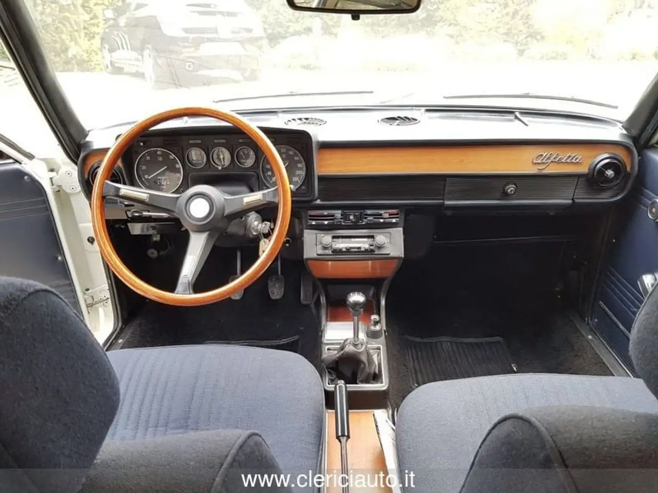 Alfa Romeo Alfetta 1.8 - Targa GR 14, foto 11