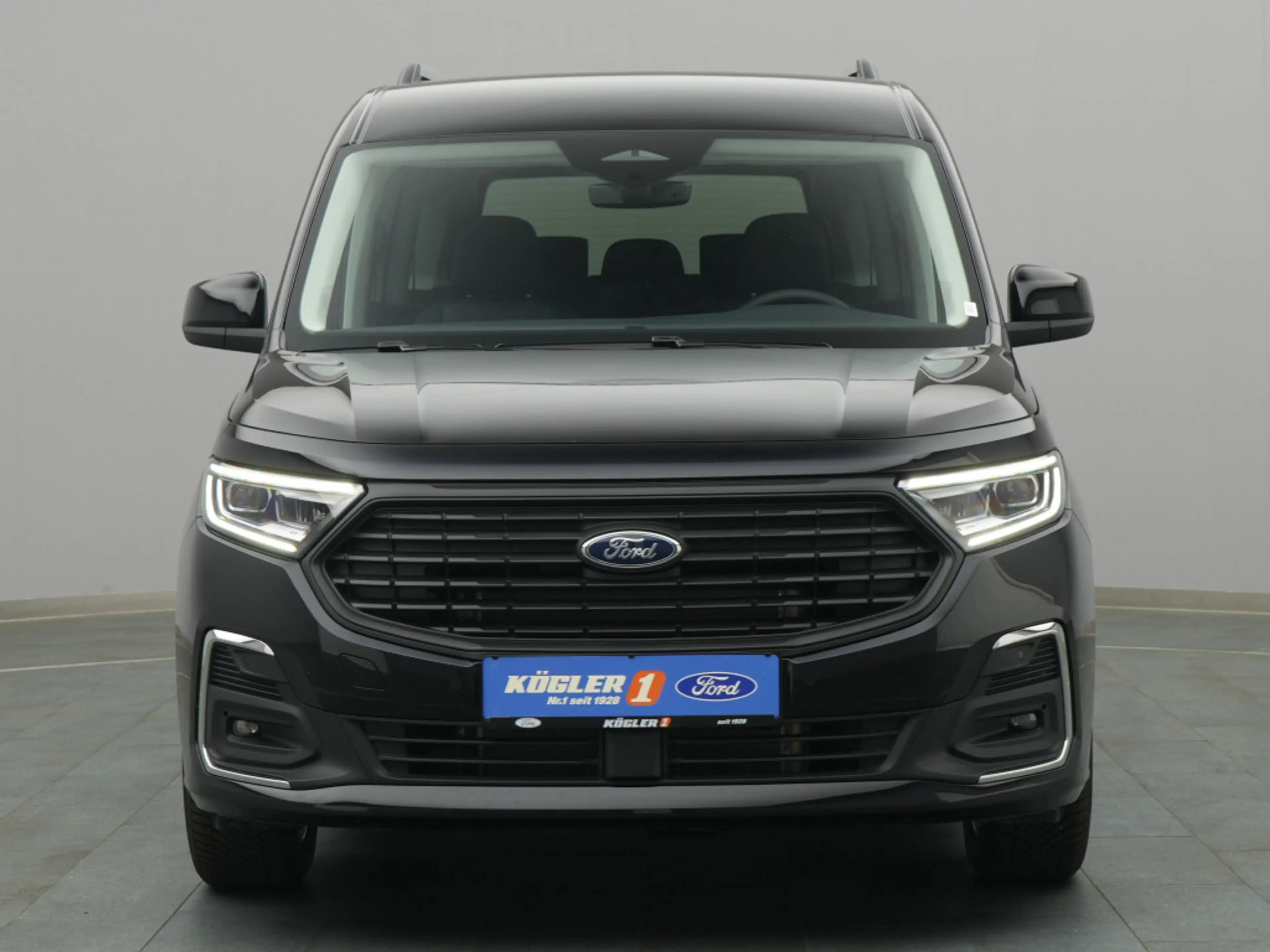 Ford Tourneo Grand Connect Titanium 115PS Aut. — photo 6