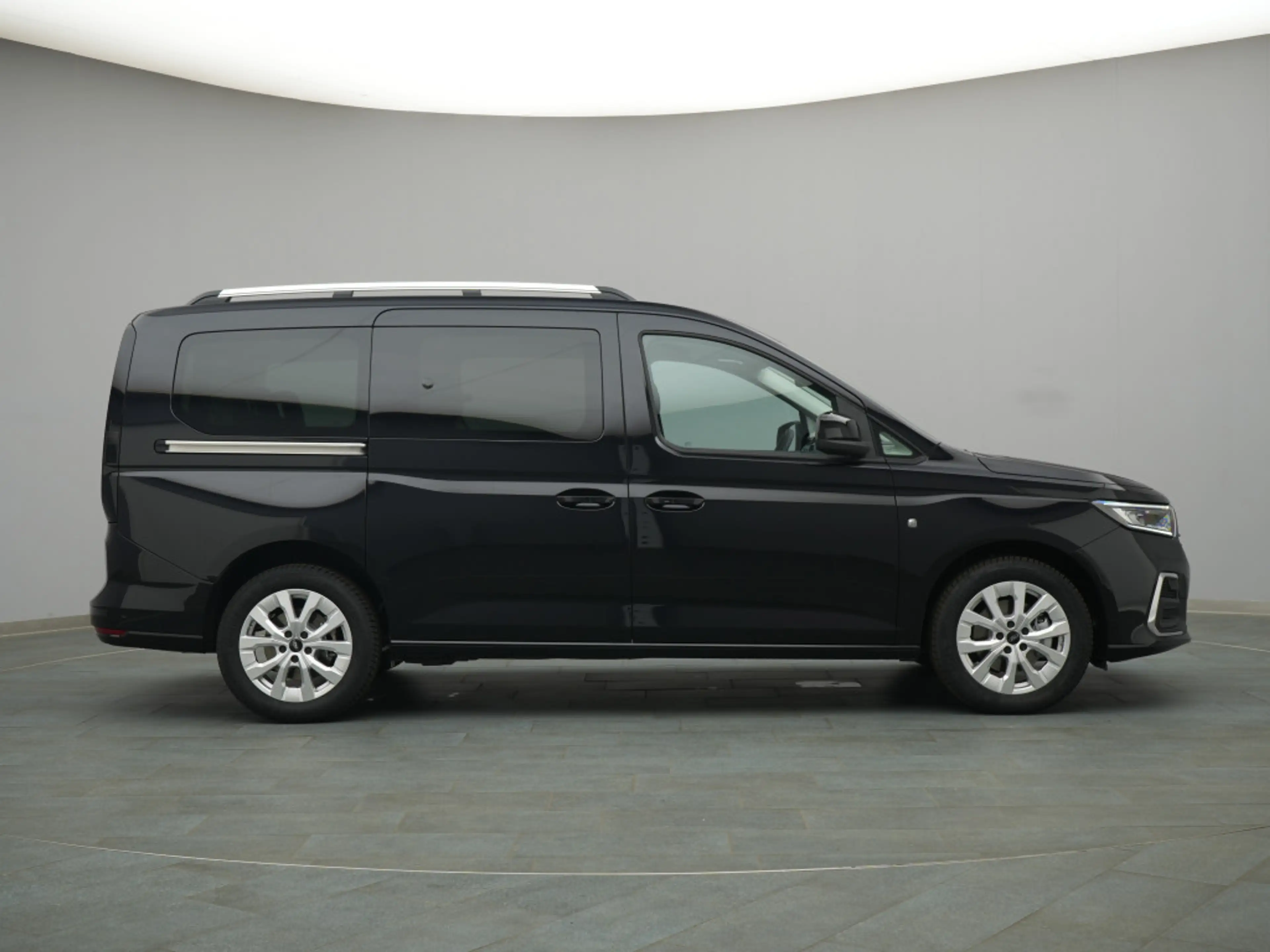 Ford Tourneo Grand Connect Titanium 115PS Aut. — photo 8