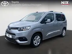 Toyota Proace City Verso 1.2 L1 Team D KAMERA