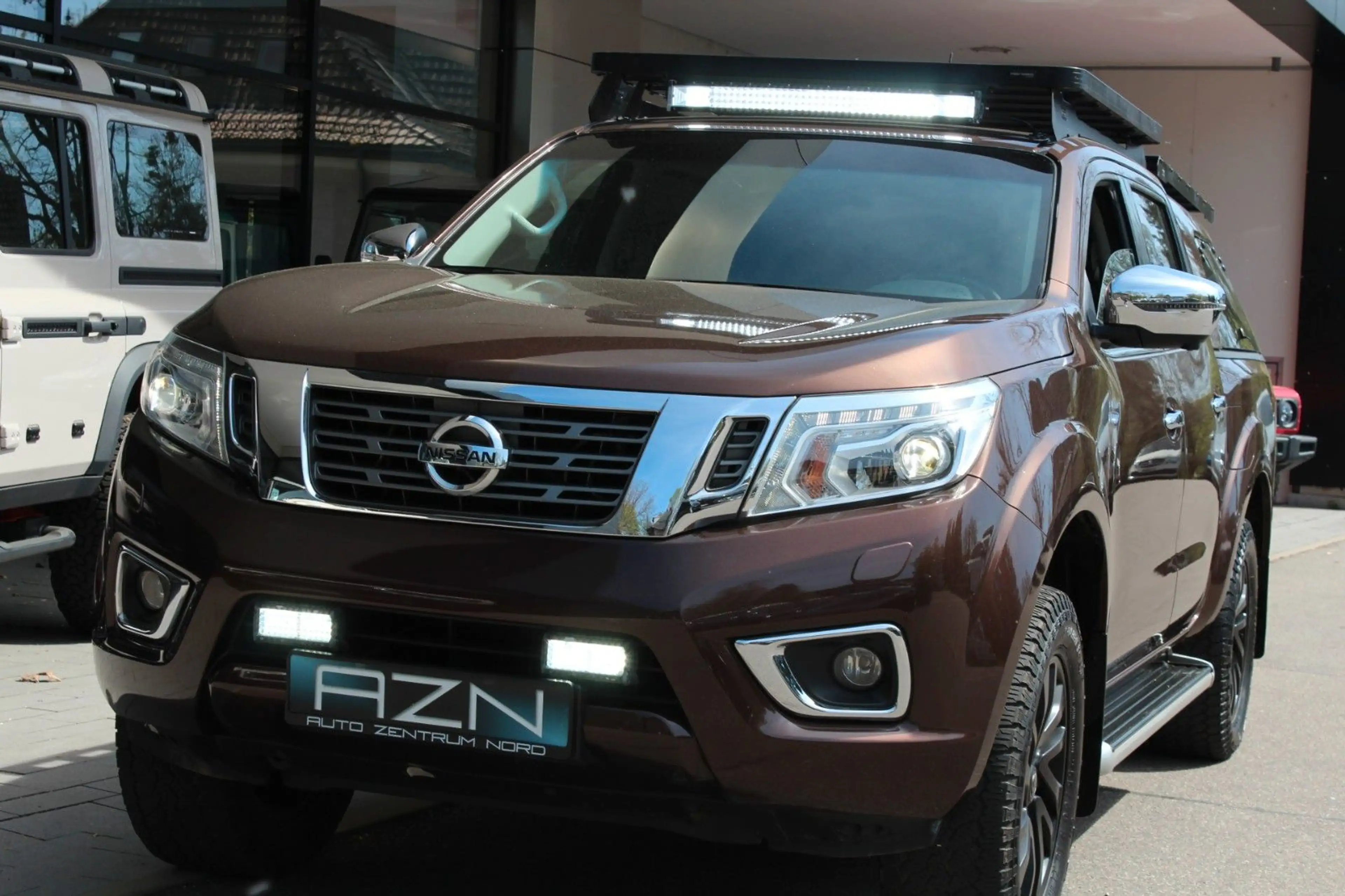 Nissan Navara N-Connecta 4x4 mit Hardtop — photo 7