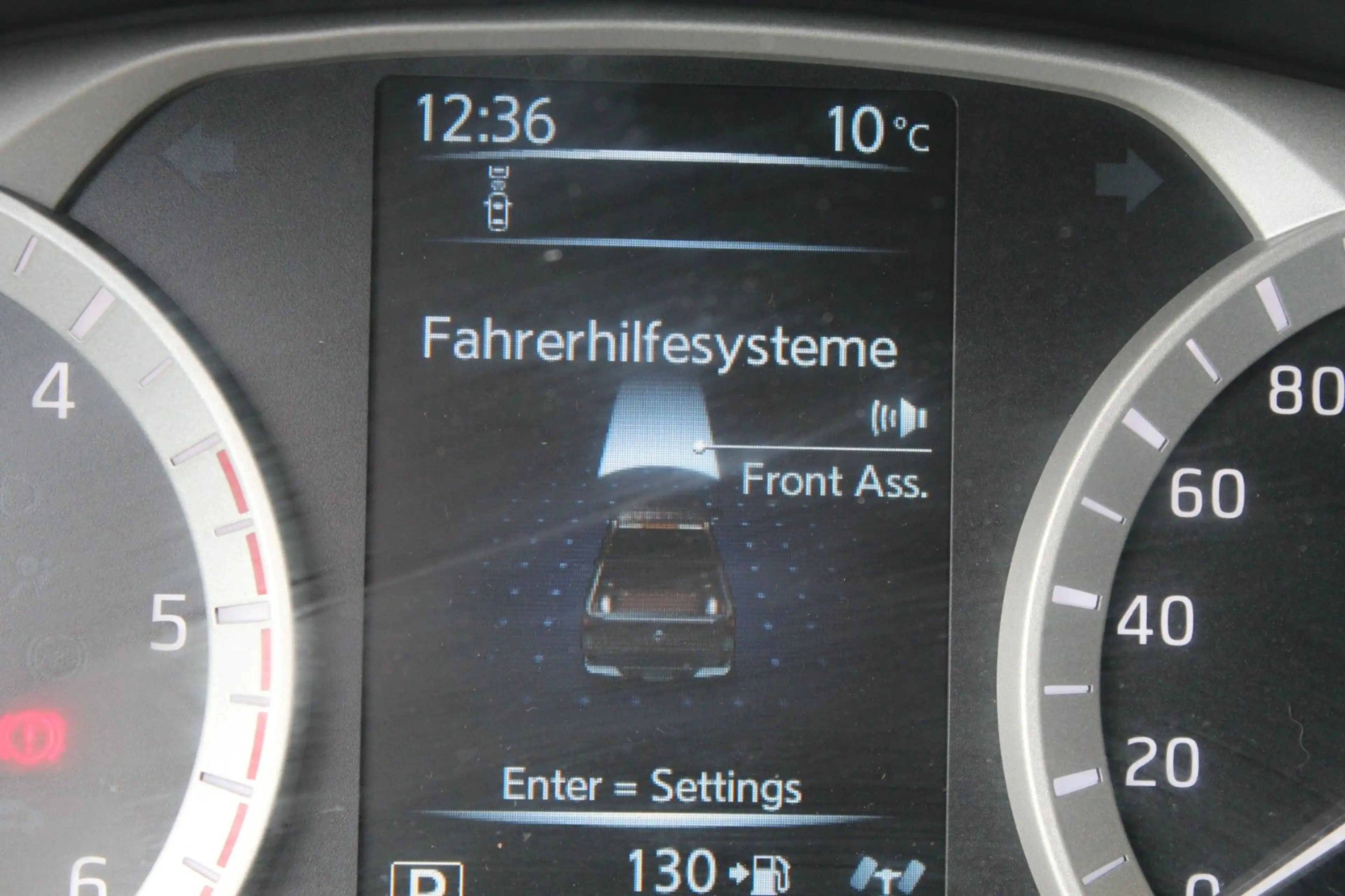 Nissan Navara N-Connecta 4x4 mit Hardtop — photo 14