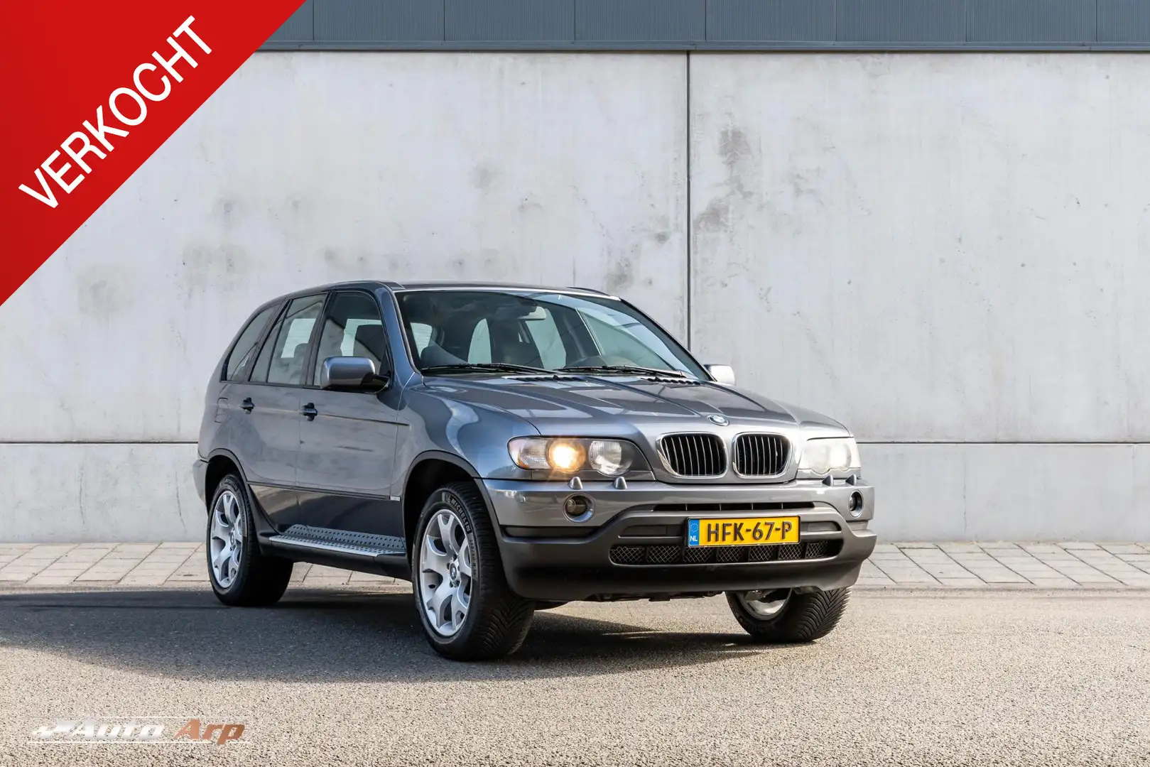 BMW X5 3.0i Gris - 1