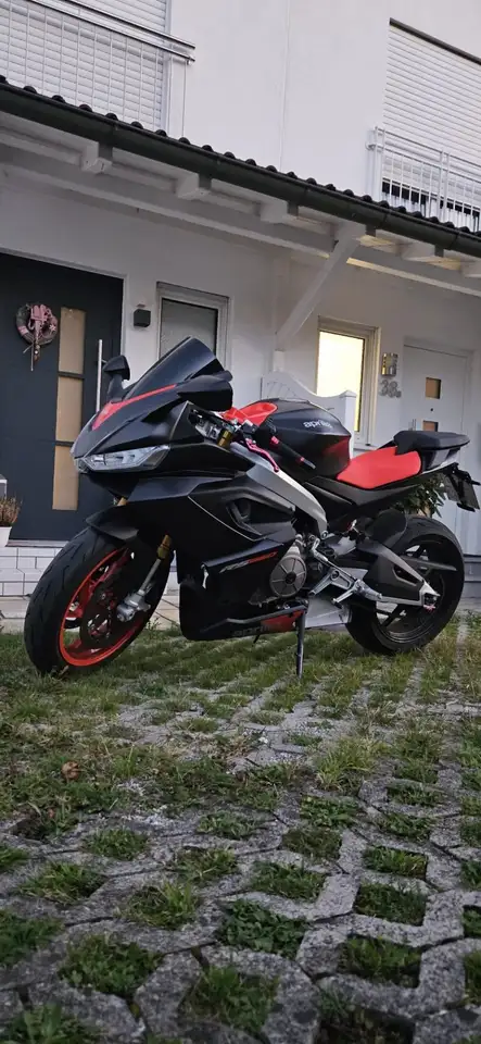 Aprilia RS 660