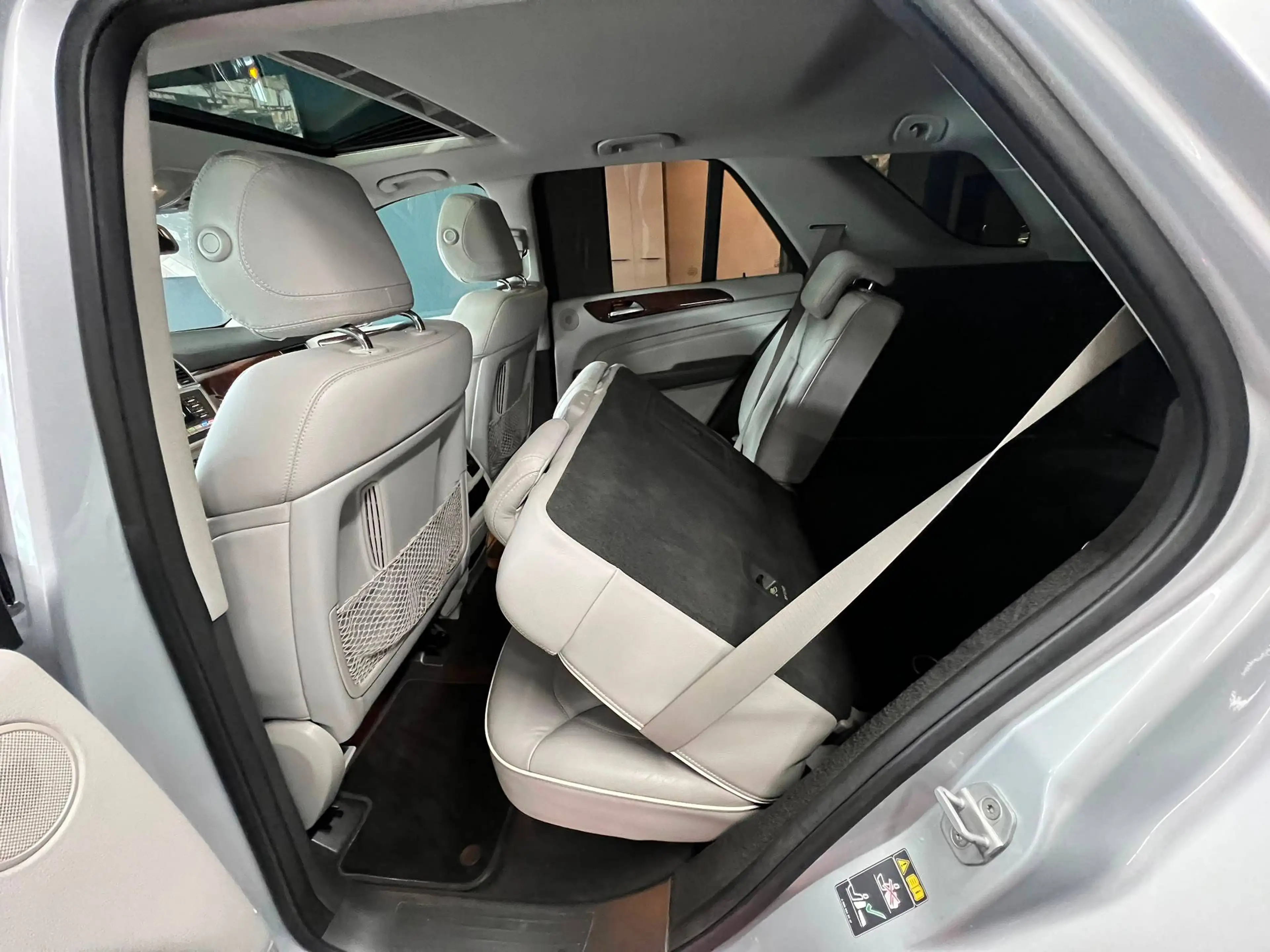 Mercedes-Benz ML 350 ML 350 CDI BlueTec Off-Roader — photo 9