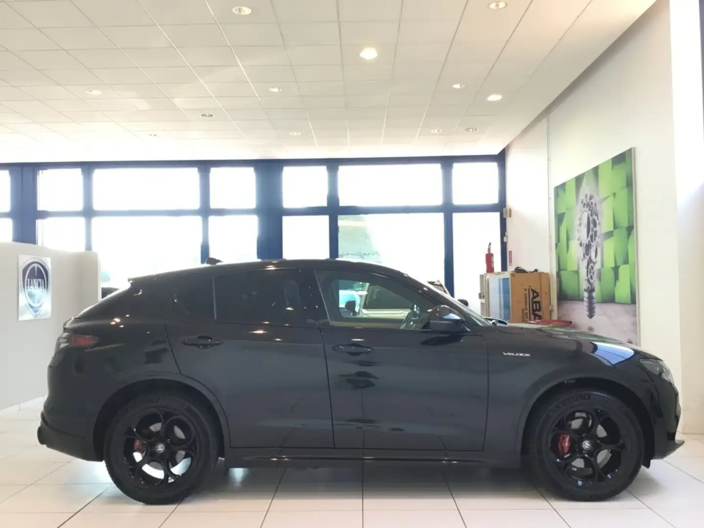 Alfa Romeo Stelvio 2.2 Turbodiesel 210 CV AT8 Q4 Veloce MY24 Nero - 2