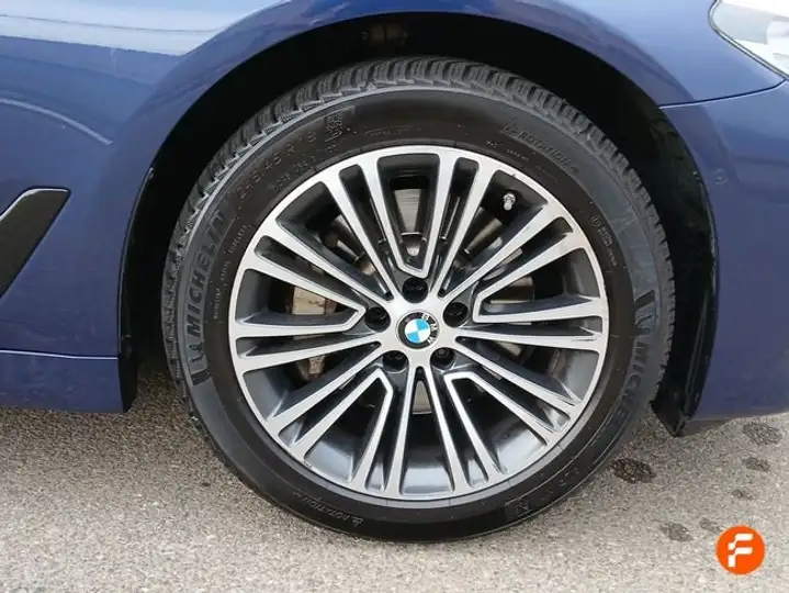 BMW Serie 5 2020, foto 27