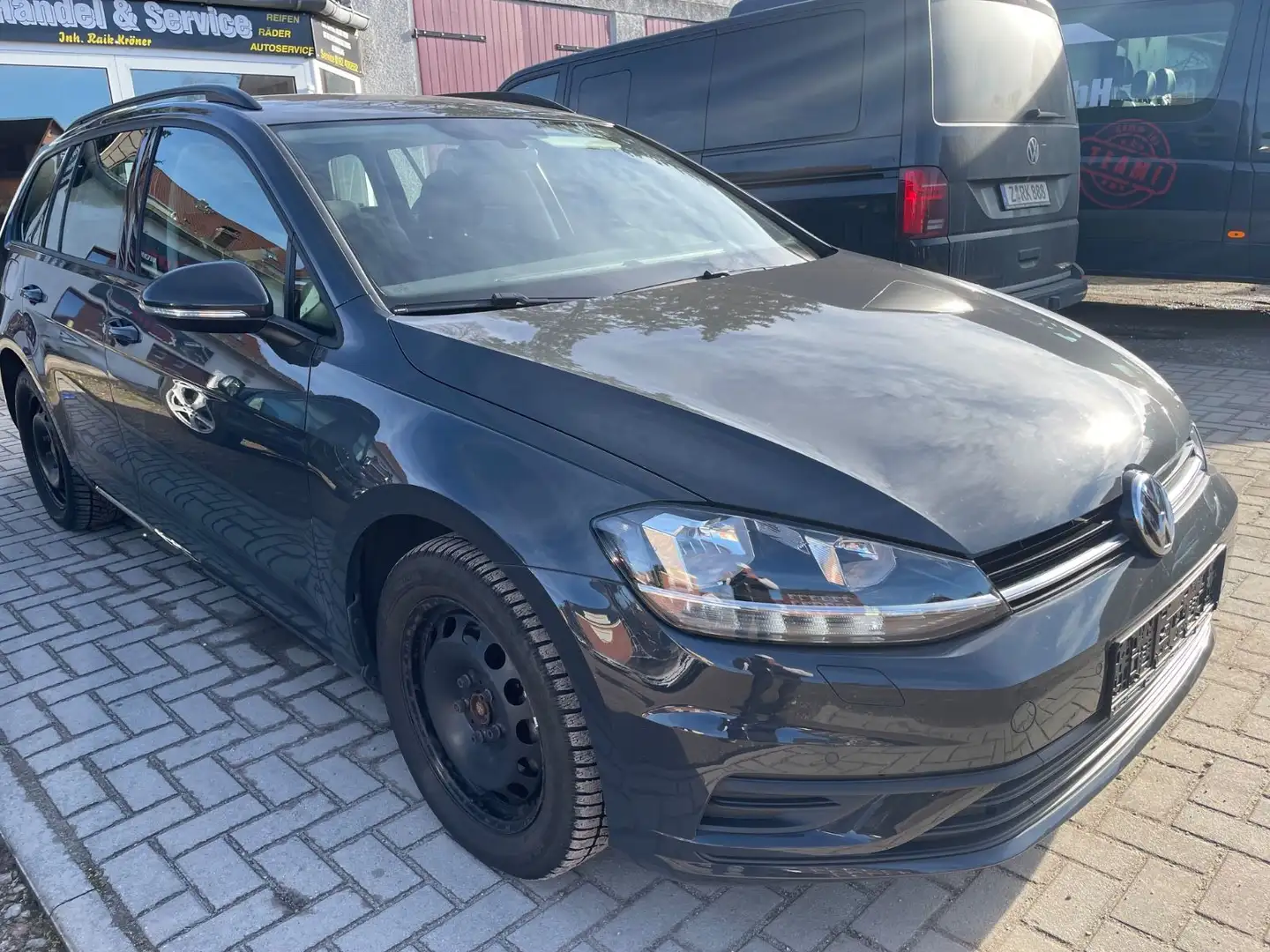 Volkswagen Golf VII Variant, PDC,8fach bereift,Alu,Klima Grau - 2