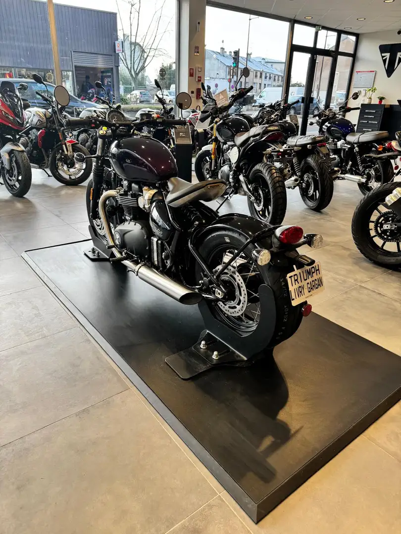 Triumph Bonneville Bobber - 1