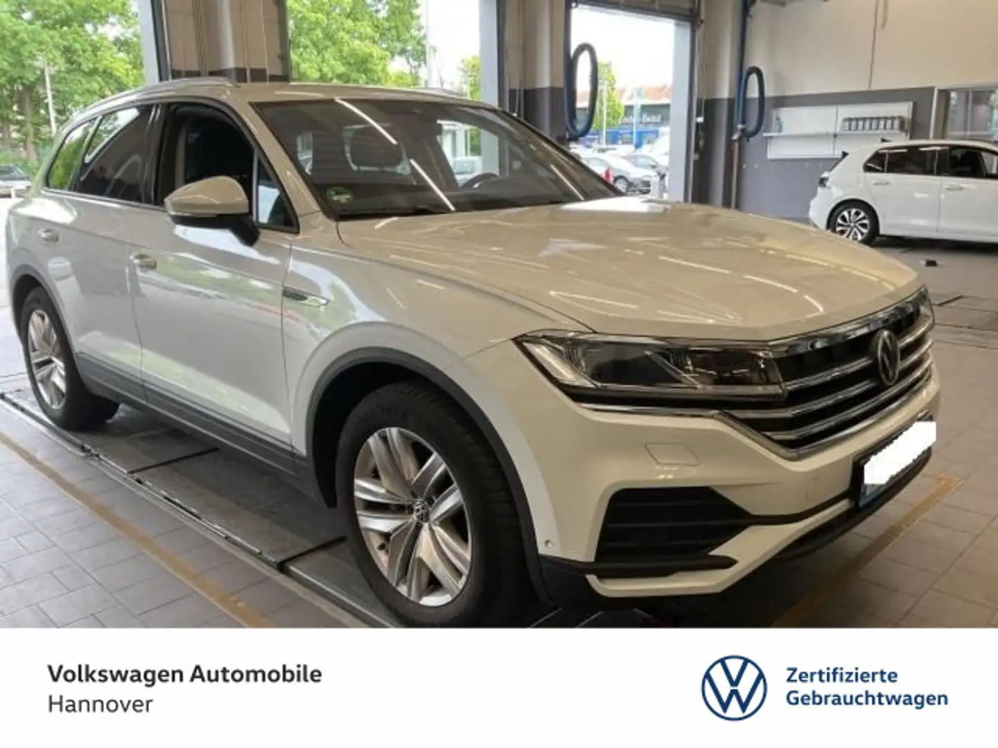 Volkswagen Touareg 3.0 TDI Navi AHK LED DigCockpit ACC PDC Blanc - 1