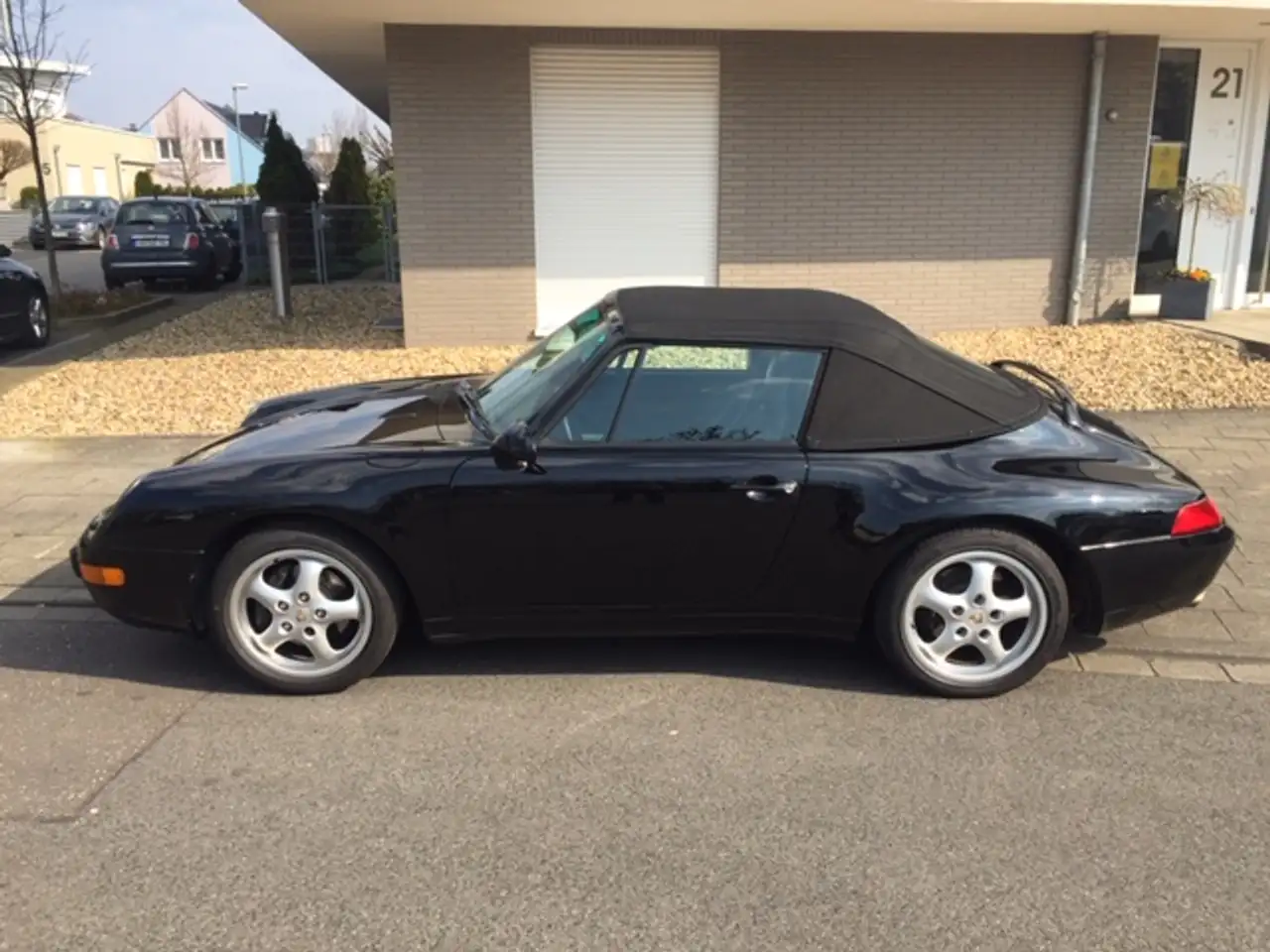 Porsche 993 911 Carrera Cabrio Triple Schwarz, foto 3
