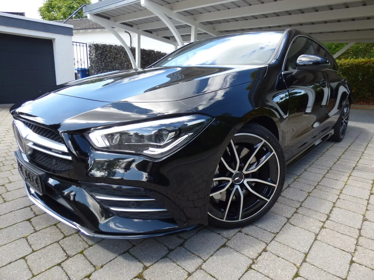 Mercedes-Benz CLA 35 AMG Shooting Brake *AHK*Service neu* Noir - 1