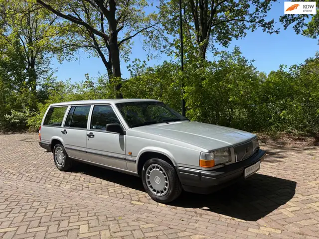 Volvo 745 In prima staat, airco,4 nieuwe banden, onderhoudsh