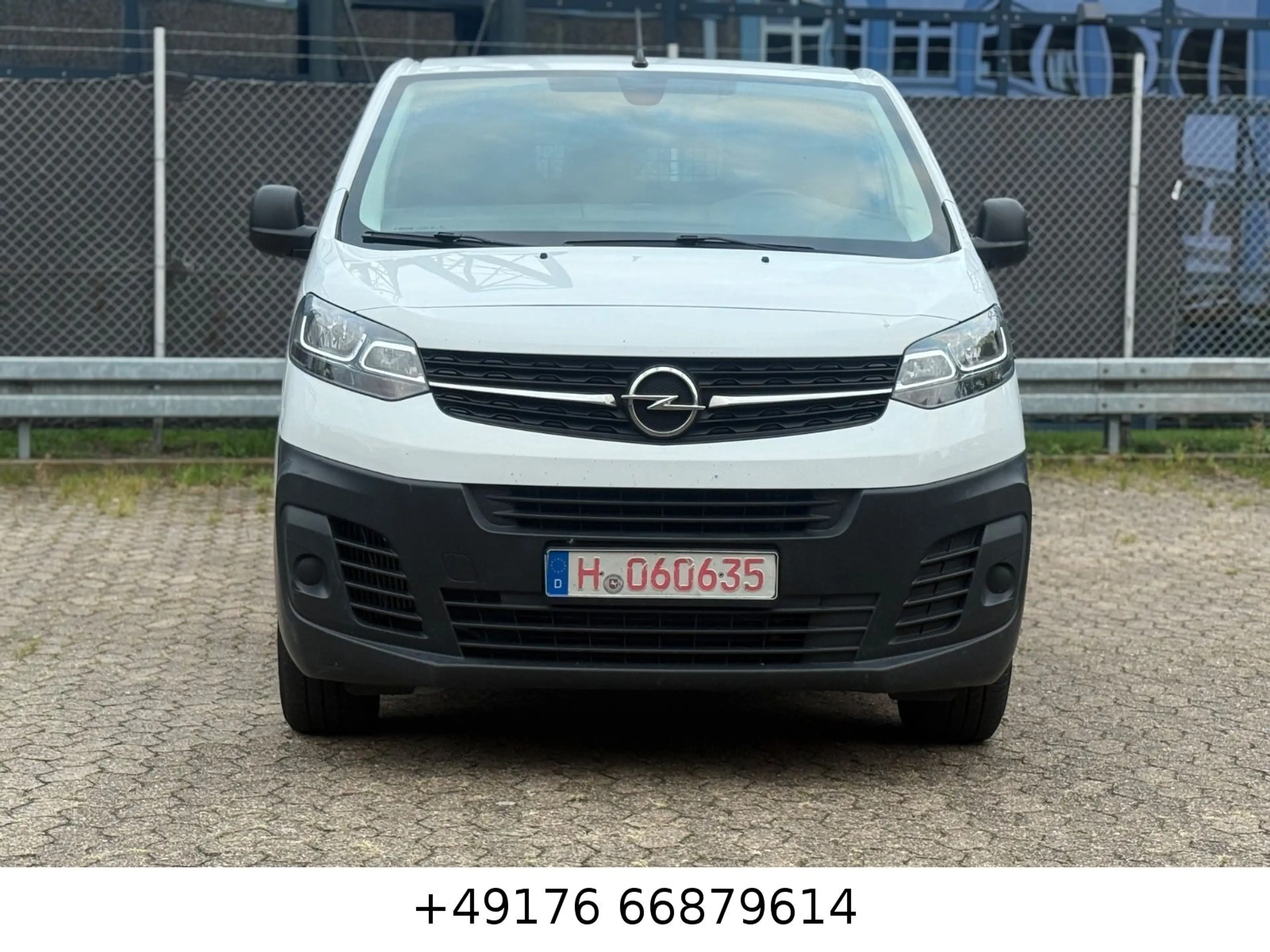 Opel Vivaro Kasten Edition M TÜV NEU — photo 4