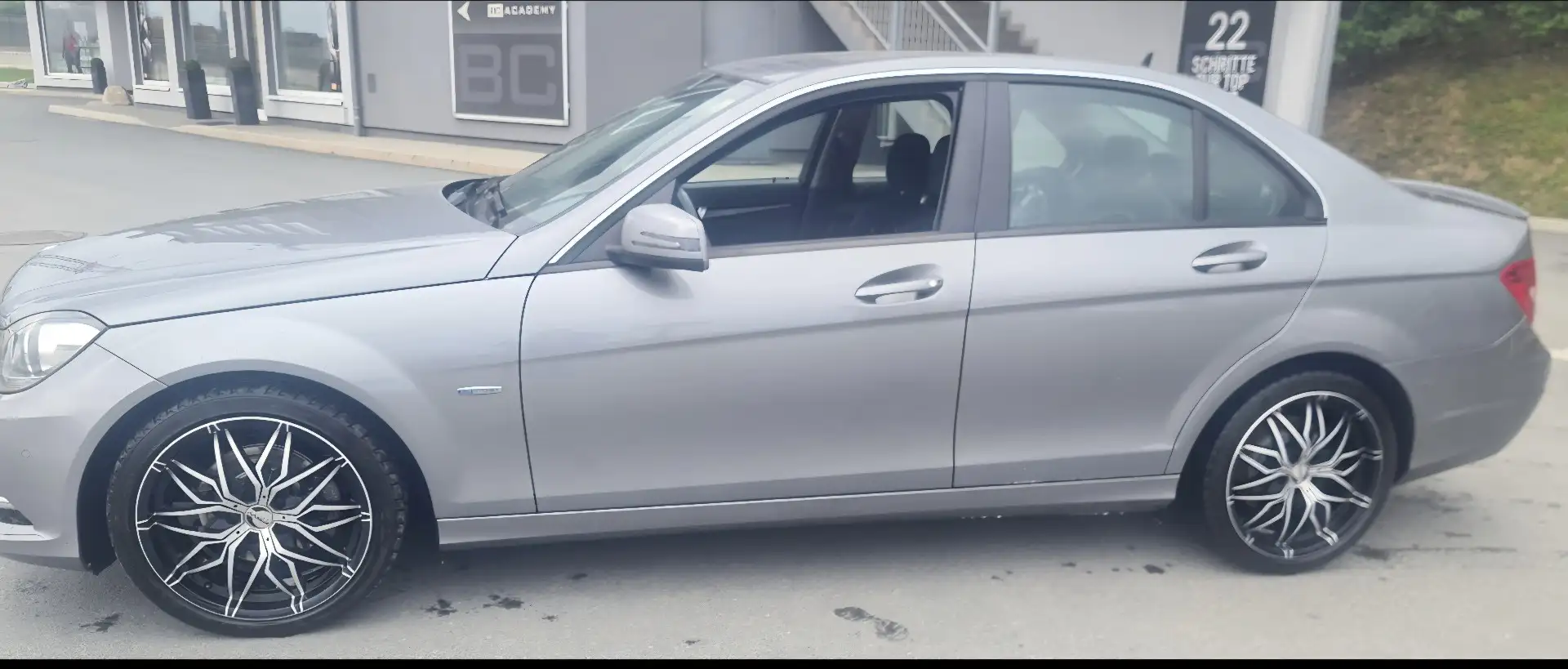 Mercedes-Benz C 200 CGI Classic BlueEfficiency - 2