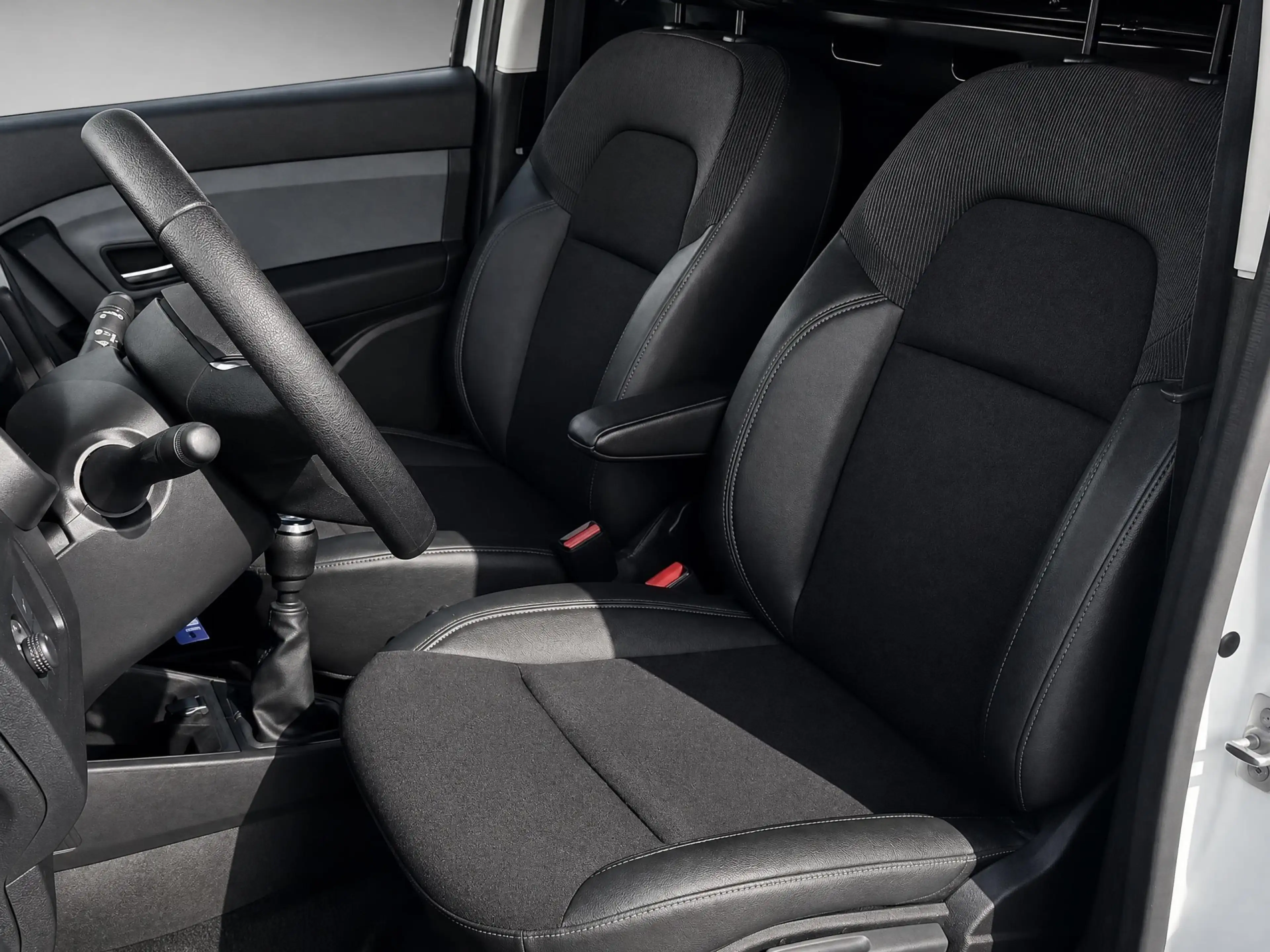 Renault Express 1.5 dCi 95pk Comfort + / Navigatie / Airco / Camer — photo 5