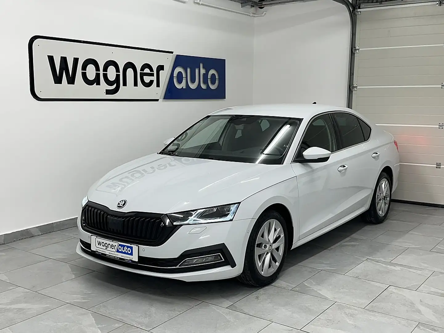 Skoda Octavia Limo 2,0 TDI Premium DSG.Matrix LED/ACC/DCC/Nav... Weiß - 2