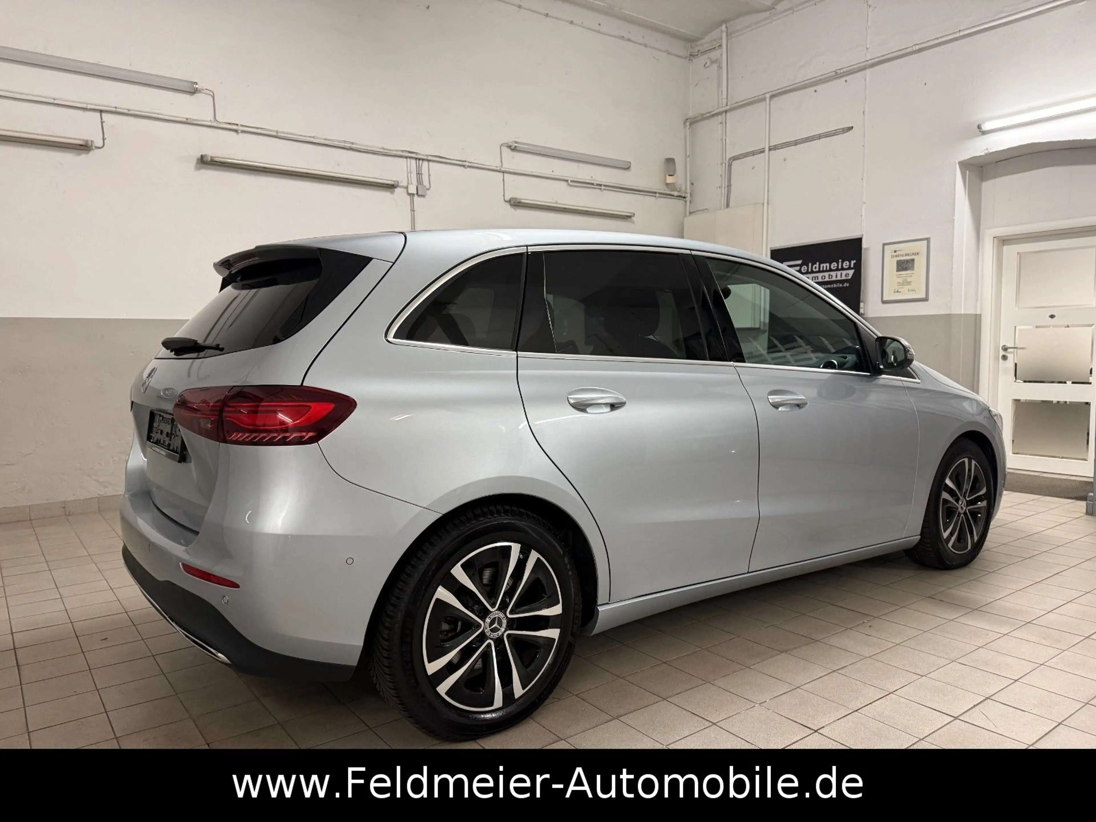 Mercedes-Benz B 220 4Matic*STHZ*Distronic*Totw*AHK*Garantie* — photo 3