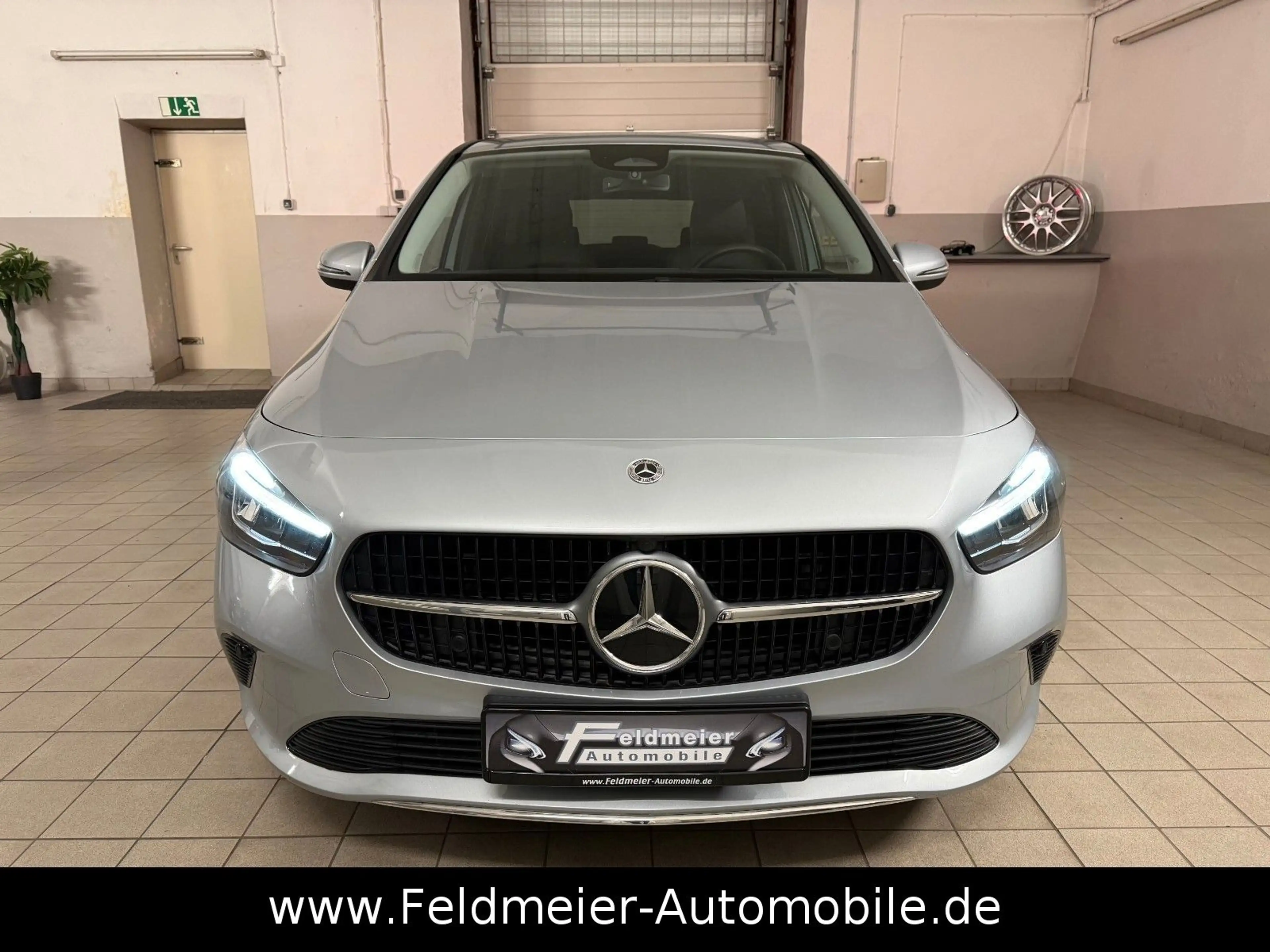 Mercedes-Benz B 220 4Matic*STHZ*Distronic*Totw*AHK*Garantie* — photo 10