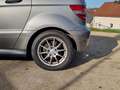 Mercedes-Benz B 180 CDI 2. HAND 8-FACH Gris - thumbnail 11