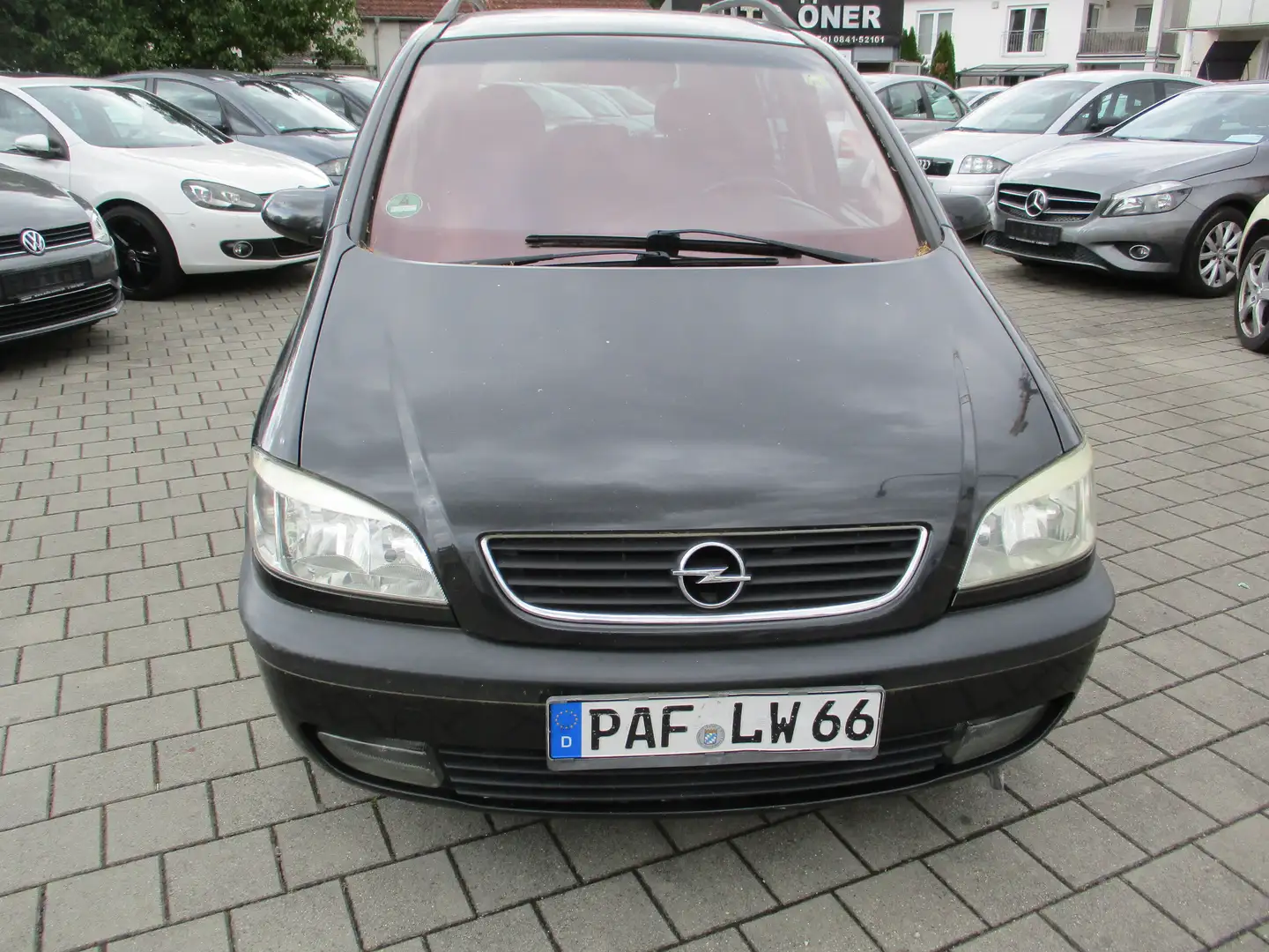 Opel Zafira 1.8 Comfort Schwarz - 2