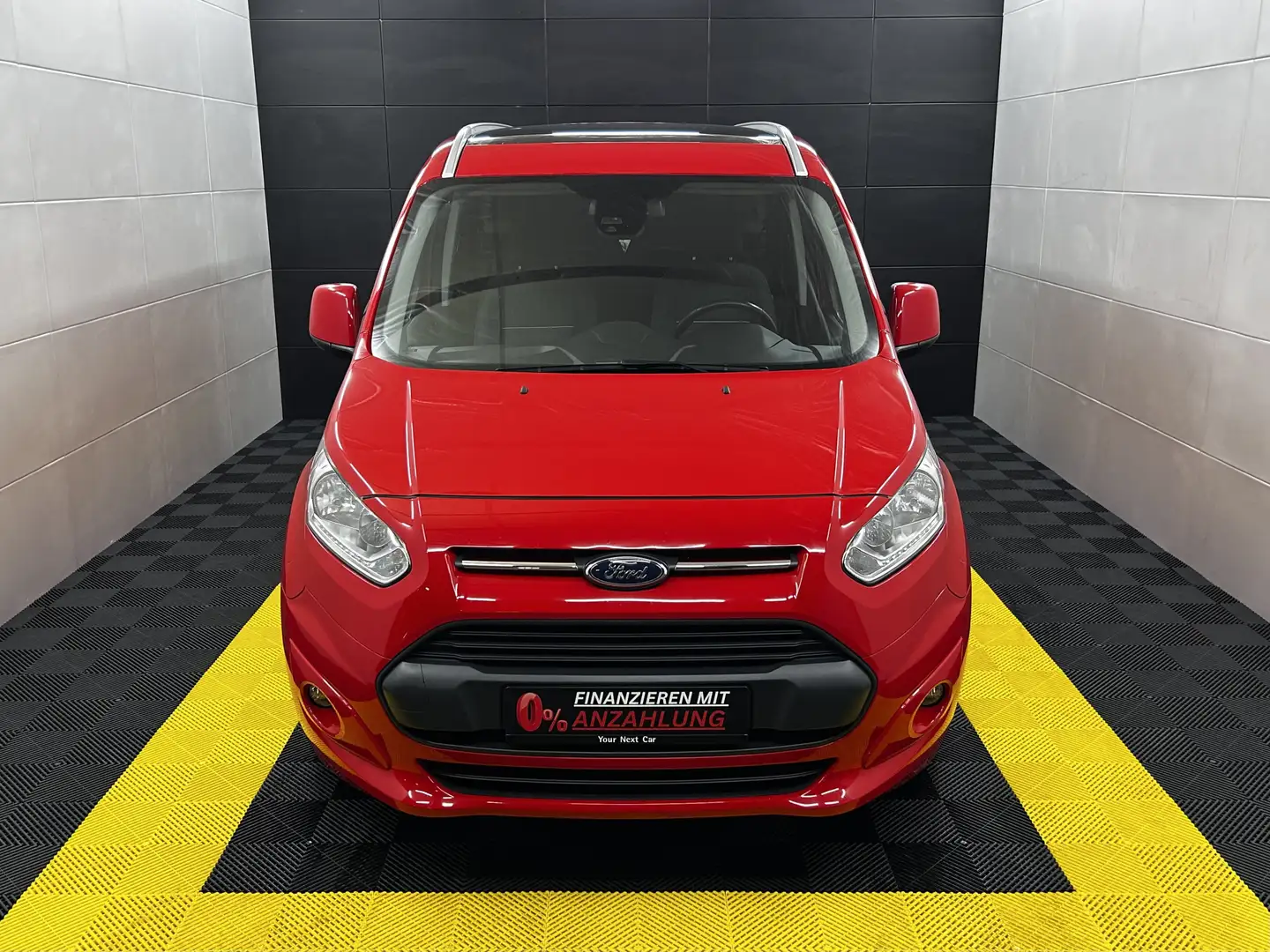 Ford Grand Tourneo Connect Titanium+Pano+Temp+BT+SHZG Rouge - 2