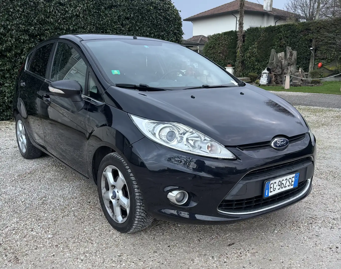 Ford Fiesta 5p 1.2 16v Titanium c/esp Gpl E5 - 1
