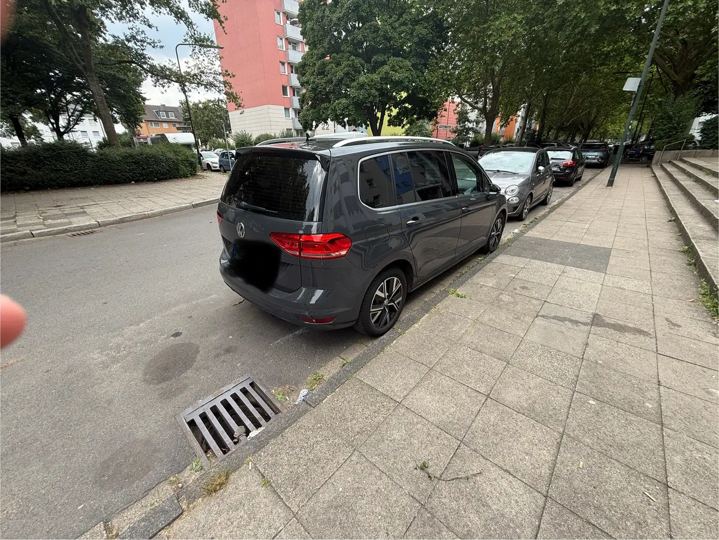 Volkswagen Touran 1.5 TSI EVO Edition DSG7 110kW Grau - 1