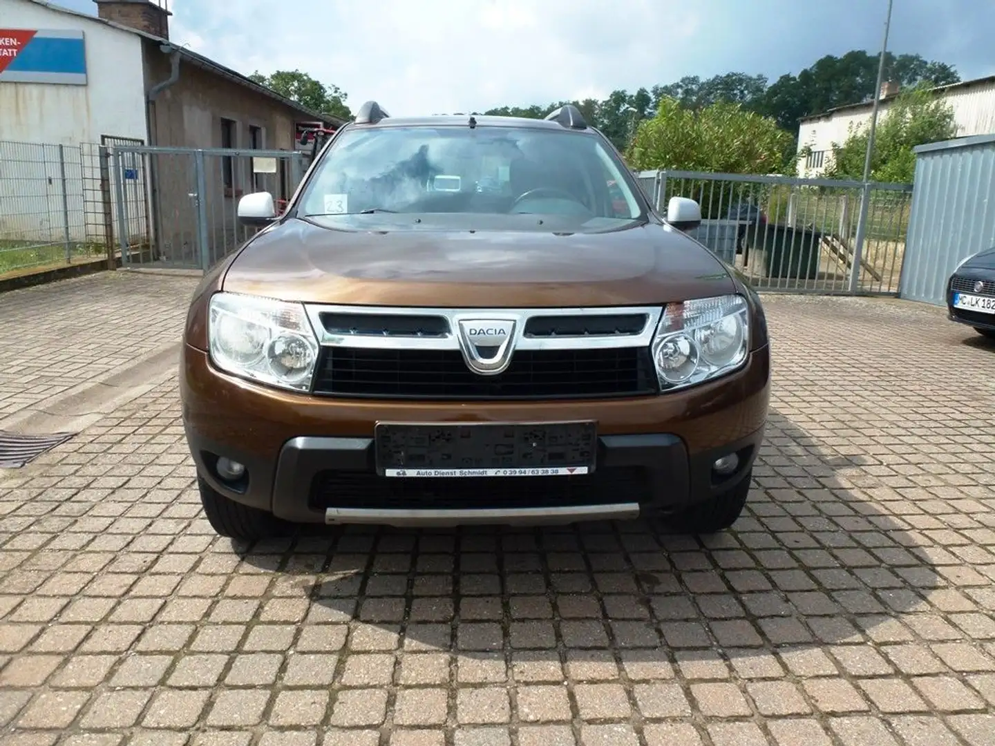 Dacia Duster I Prestige 4x2 Top ZUSTAND  !!! Braun - 2
