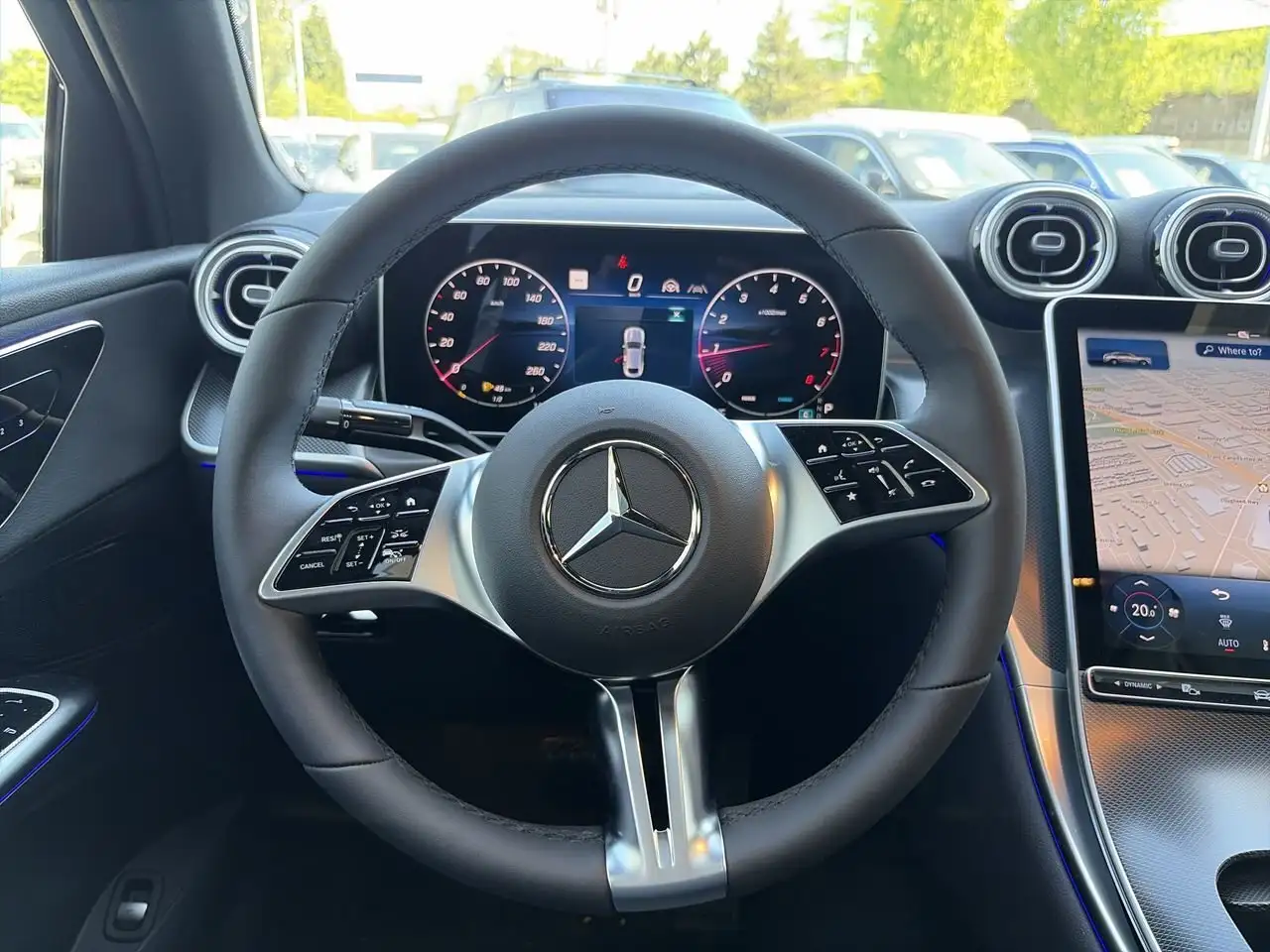 Mercedes-Benz GLC снимка Mercedes-Benz GLC