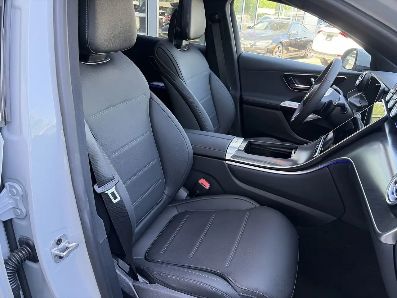 Mercedes-Benz GLC снимка Mercedes-Benz GLC
