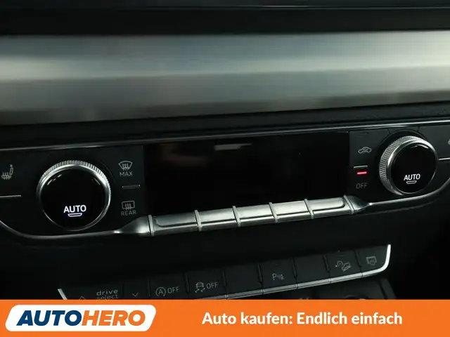 Audi Q5 view 23