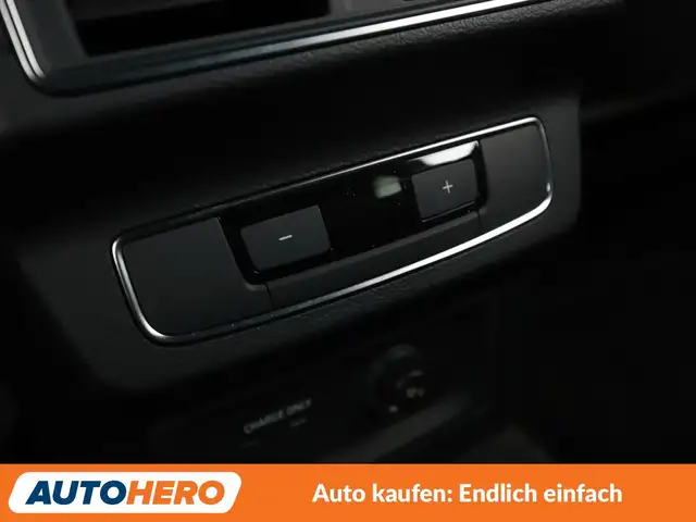 Audi Q5 view 30