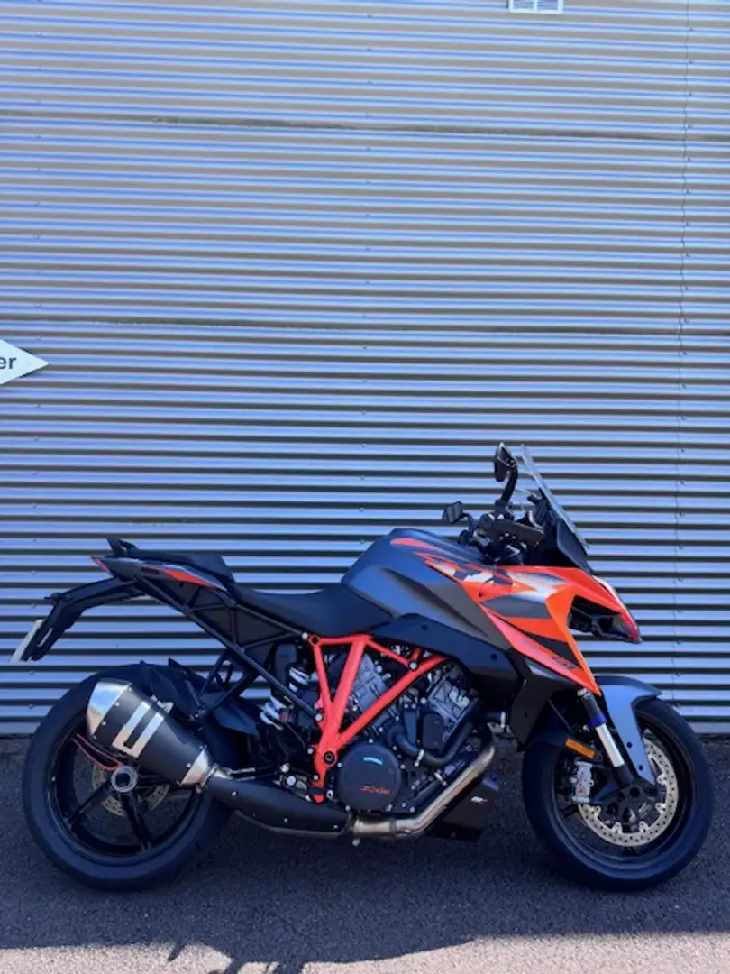 KTM 1290 Super Duke GT - 1