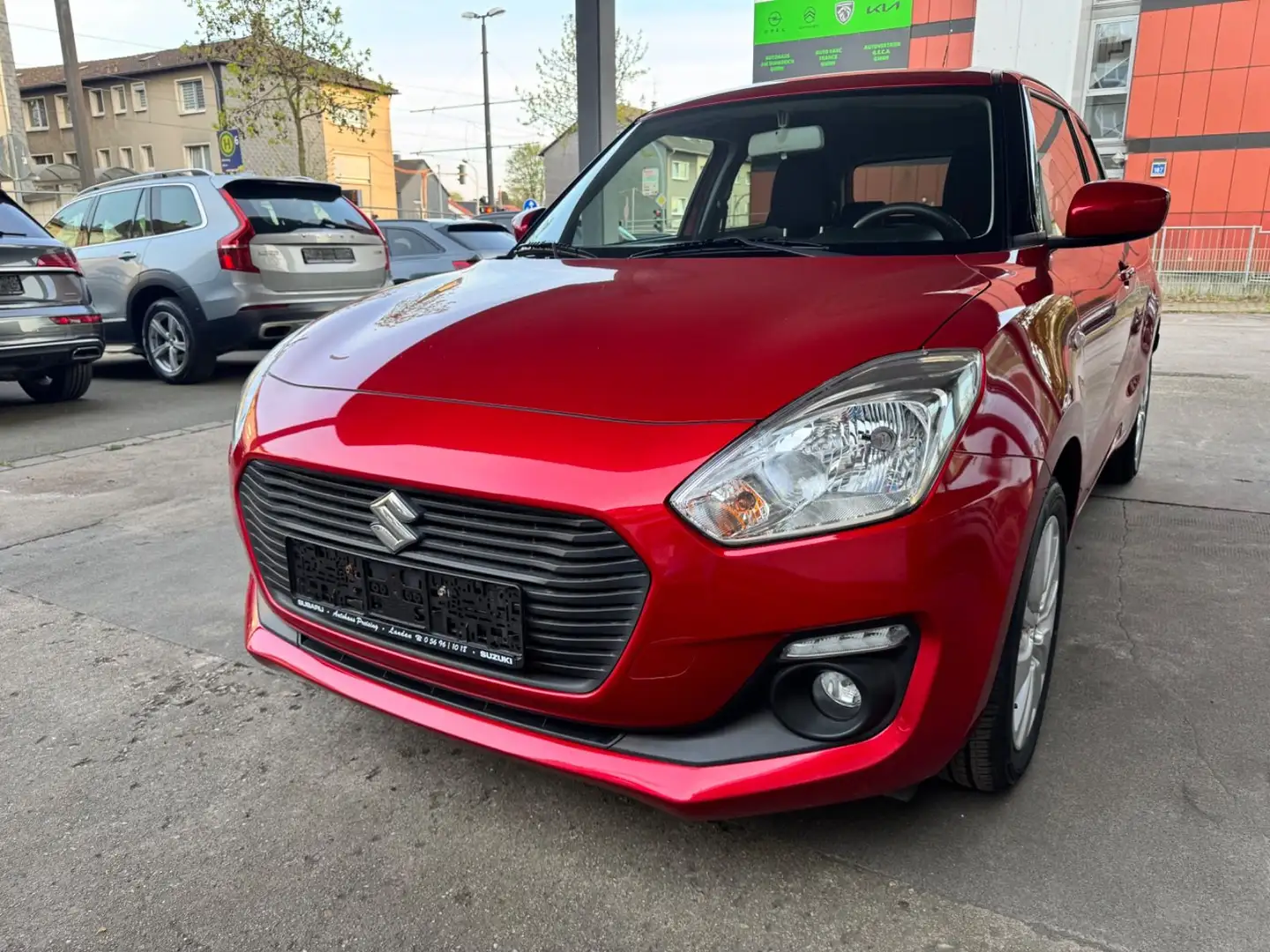 Suzuki Swift Comfort Navi/Kamera/1.Hand Rosso - 1