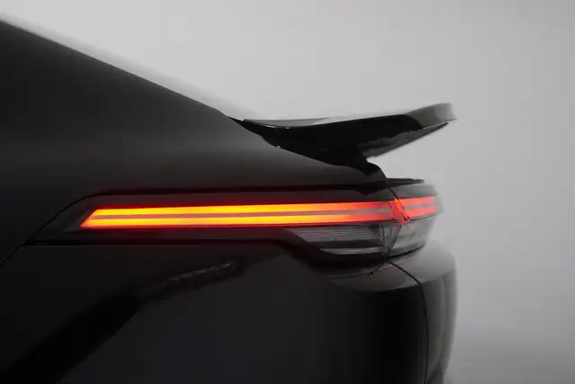 Porsche Cayenne view 6