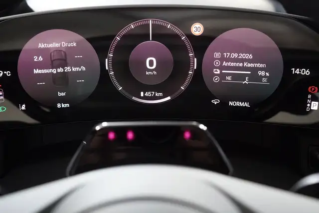 Porsche Cayenne view 20